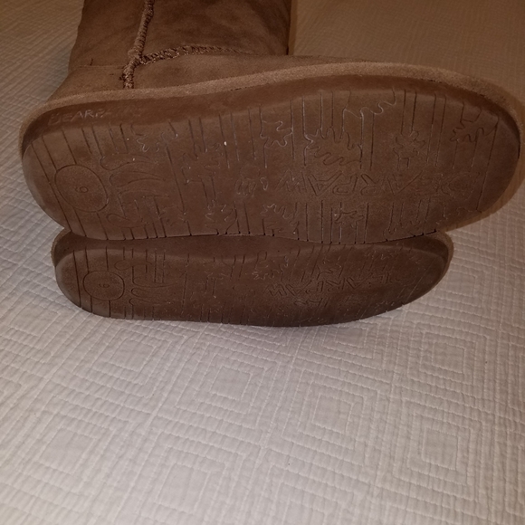 Boots - Picture 4 of 4